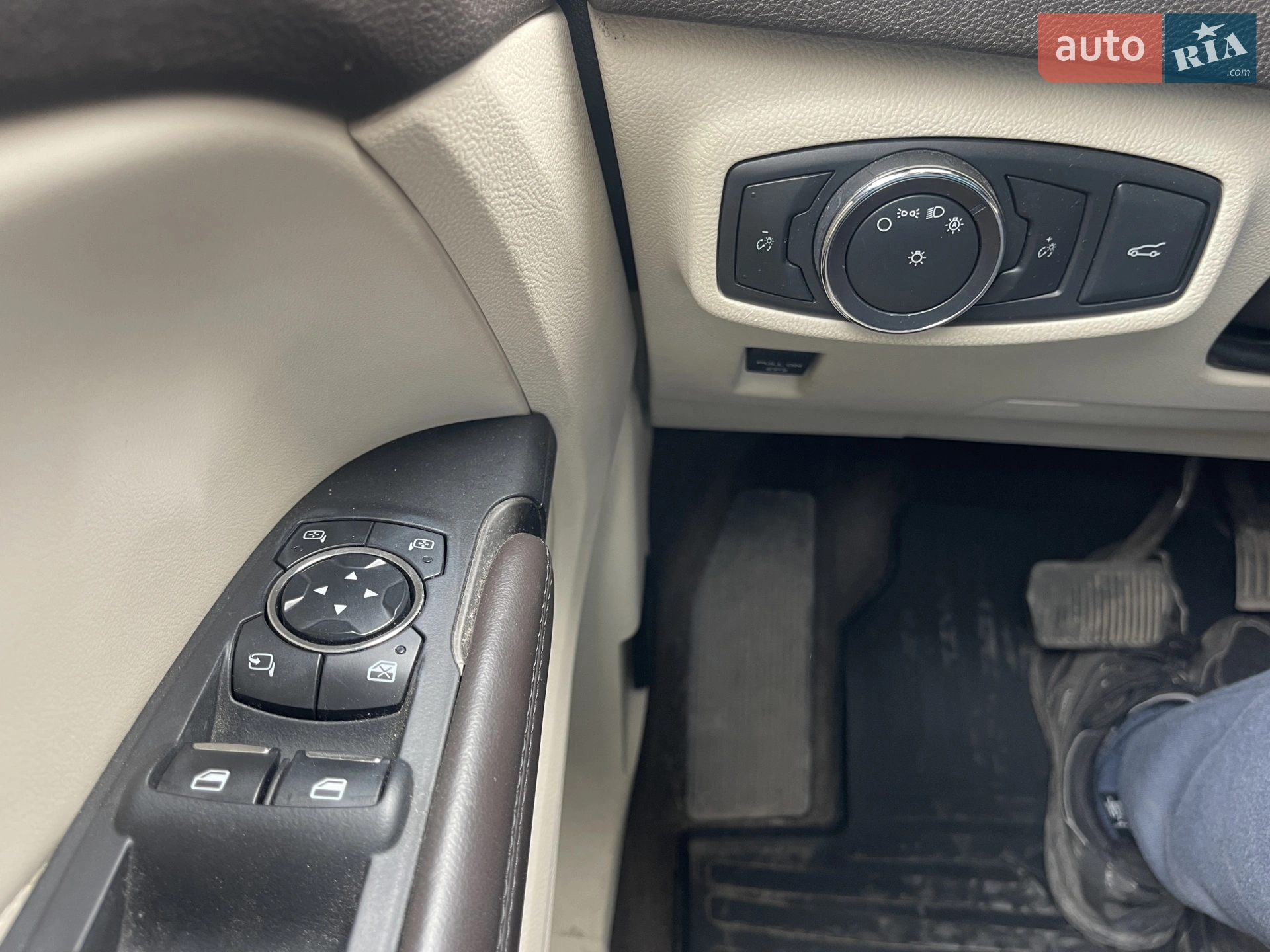 2014 Lincoln MKC - мініатюра 28