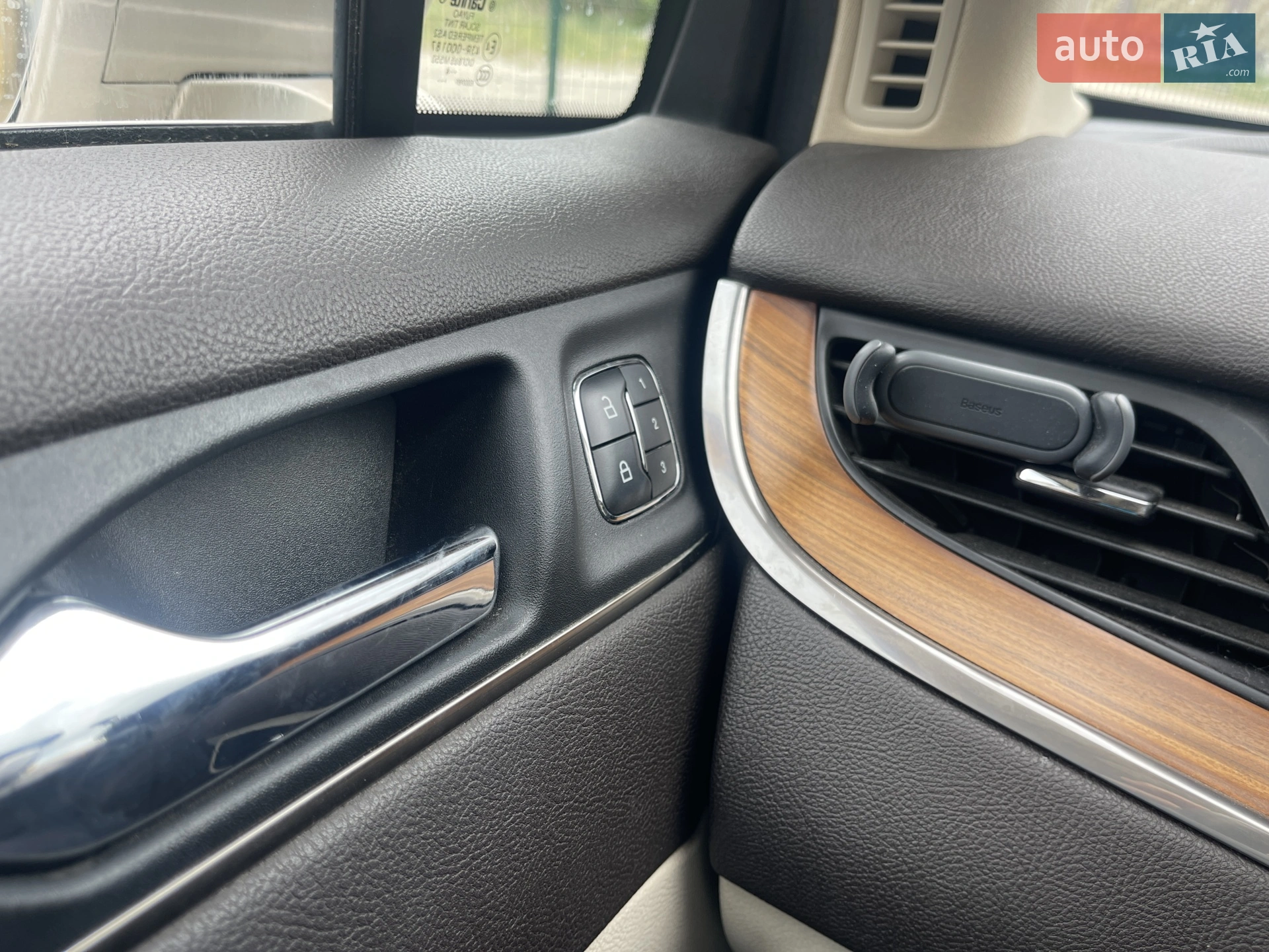 2014 Lincoln MKC - мініатюра 29