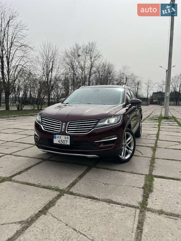 Внедорожник / Кроссовер Lincoln MKC 2018 в 
