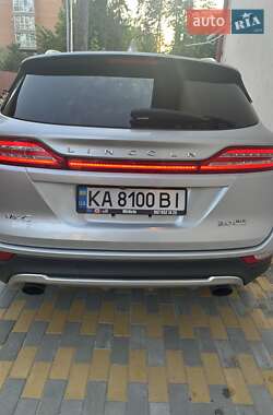Внедорожник / Кроссовер Lincoln MKC 2015 в 