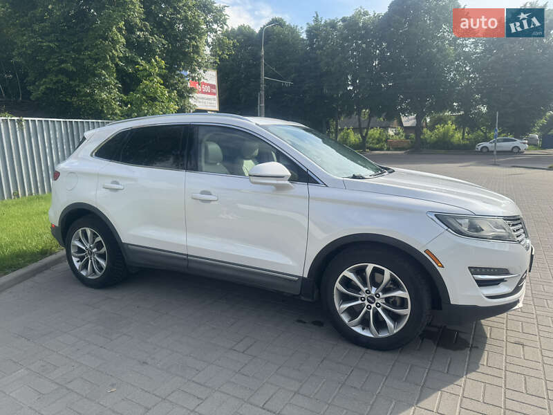 Позашляховик / Кросовер Lincoln MKC 2016 в Житомирі