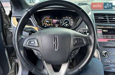 Внедорожник / Кроссовер Lincoln MKC 2014 в 