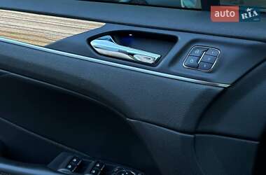 Внедорожник / Кроссовер Lincoln MKC 2014 в 