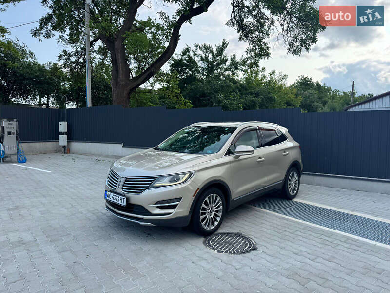 Lincoln MKC 2017