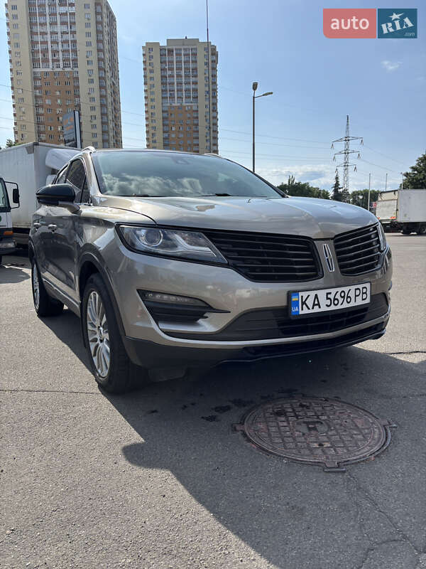 Позашляховик / Кросовер Lincoln MKC 2017 в Києві