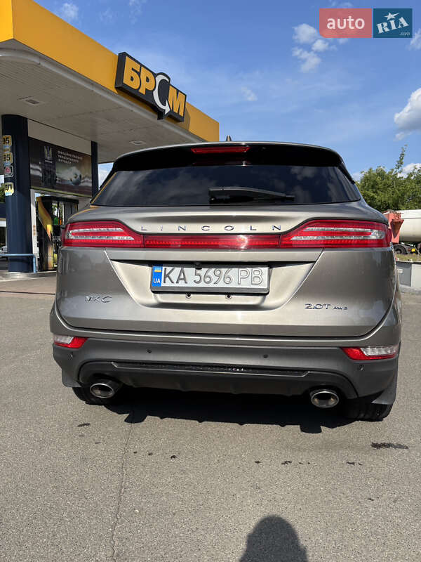 Позашляховик / Кросовер Lincoln MKC 2017 в Львові