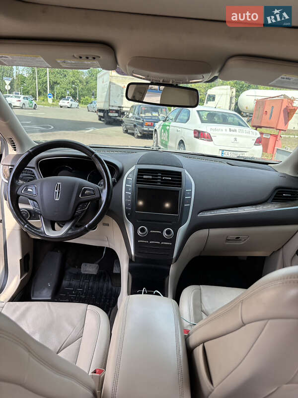 Позашляховик / Кросовер Lincoln MKC 2017 в Львові