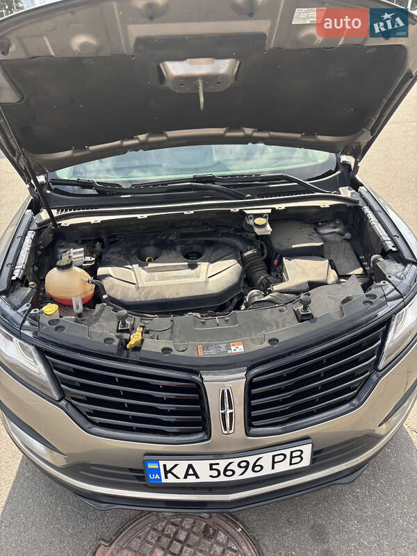 Позашляховик / Кросовер Lincoln MKC 2017 в Львові