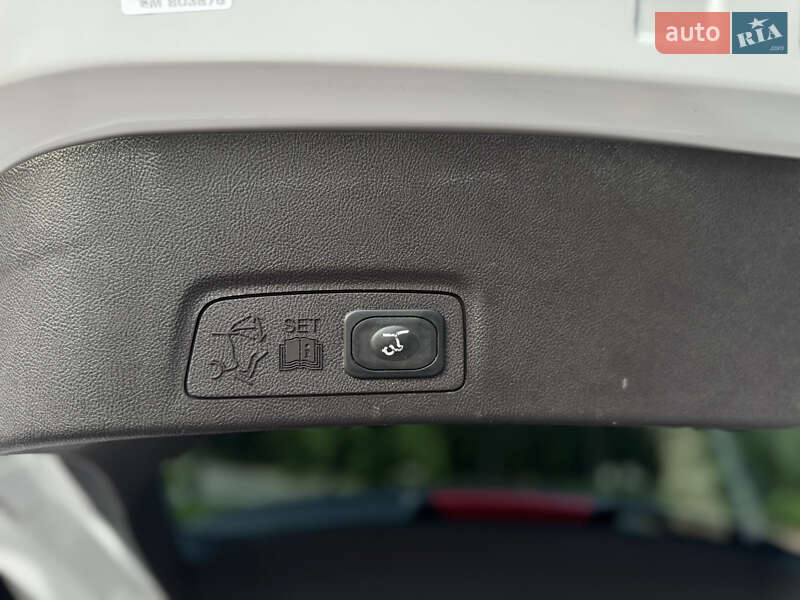 Внедорожник / Кроссовер Lincoln MKC 2014 в Виннице фото 28 Внедорожник / Кроссовер Lincoln MKC 2014 в Виннице