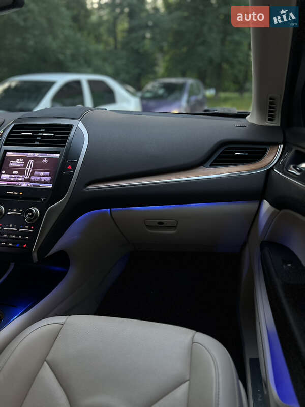Внедорожник / Кроссовер Lincoln MKC 2014 в Виннице фото 39 Внедорожник / Кроссовер Lincoln MKC 2014 в Виннице