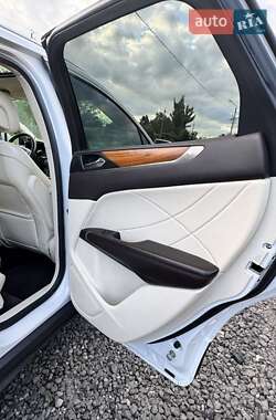 Внедорожник / Кроссовер Lincoln MKC 2014 в 