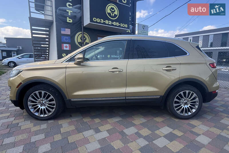 Позашляховик / Кросовер Lincoln MKC 2015 в Стрию