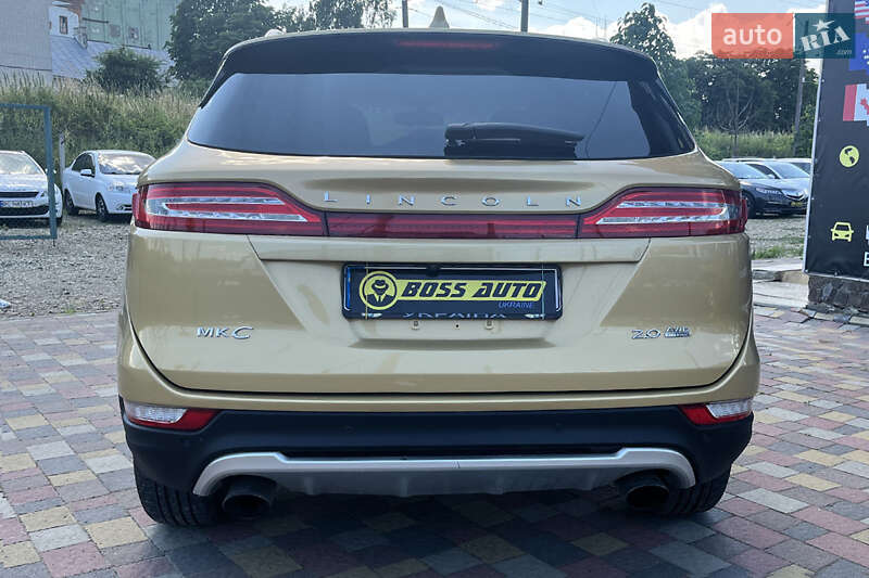 Позашляховик / Кросовер Lincoln MKC 2015 в Стрию