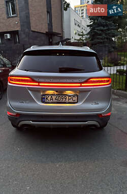 Внедорожник / Кроссовер Lincoln MKC 2015 в Киеве