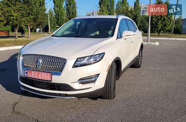Внедорожник / Кроссовер Lincoln MKC 2019 в 