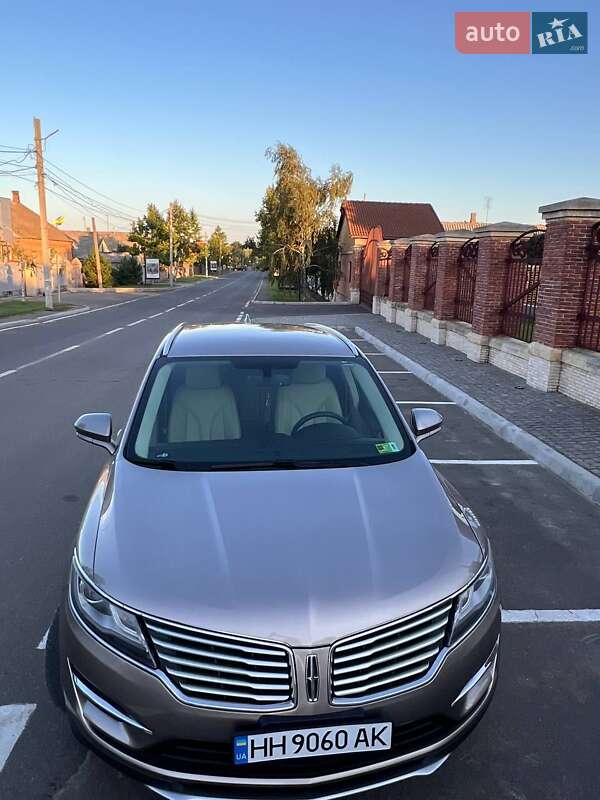 Внедорожник / Кроссовер Lincoln MKC 2017 в Белгороде-Днестровском