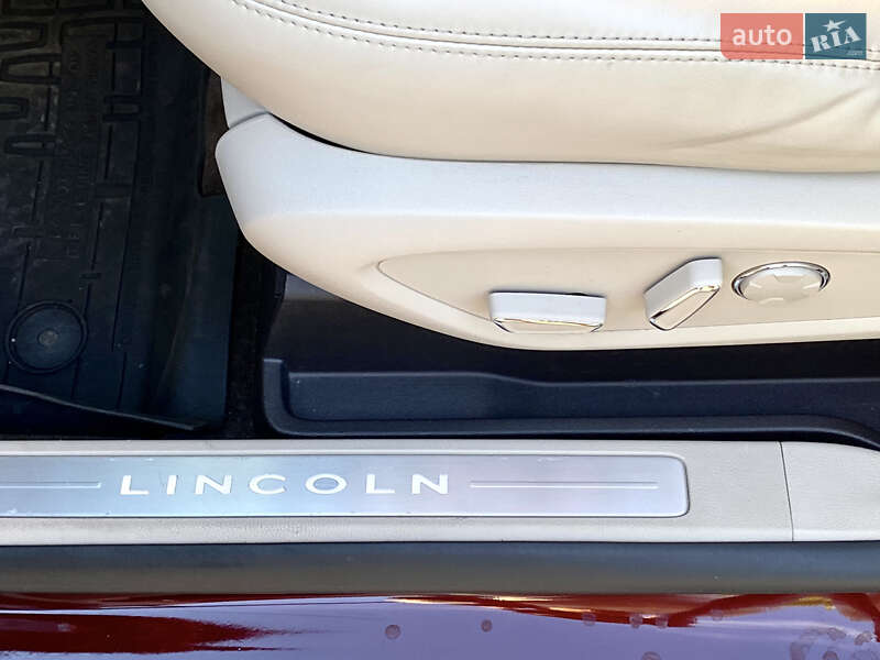 Позашляховик / Кросовер Lincoln MKC 2018 в Києві
