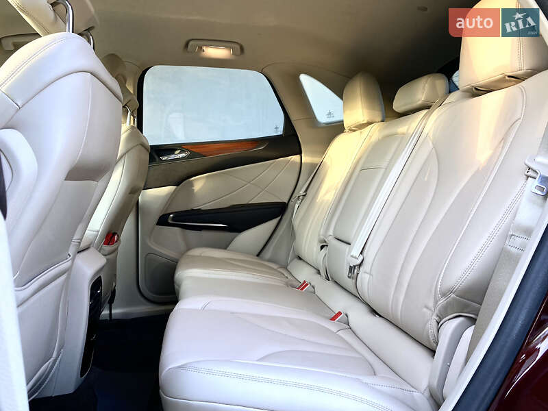 Позашляховик / Кросовер Lincoln MKC 2018 в Києві