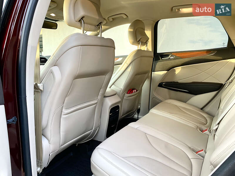 Позашляховик / Кросовер Lincoln MKC 2018 в Києві