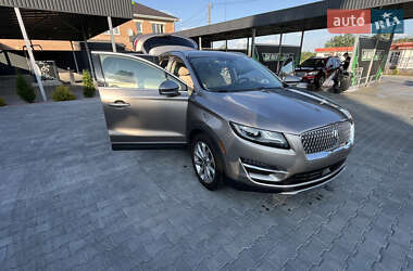 Внедорожник / Кроссовер Lincoln MKC 2019 в 