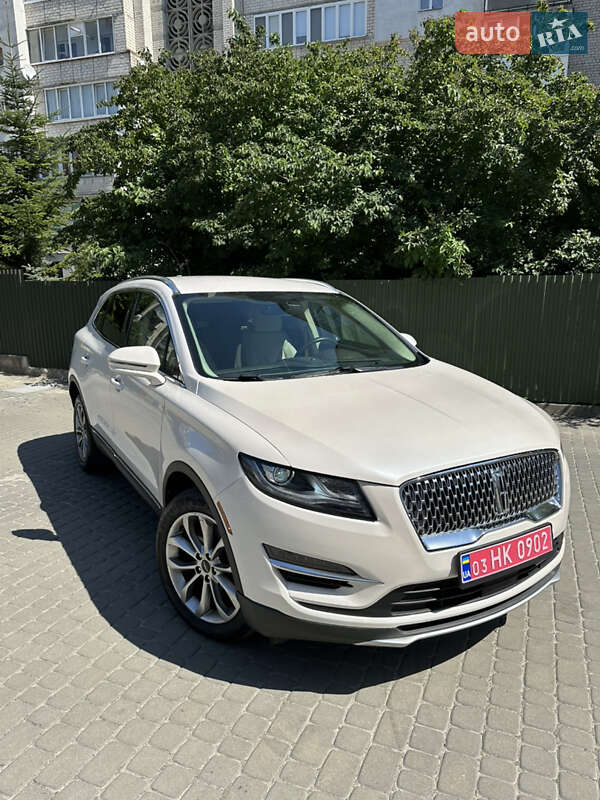 Внедорожник / Кроссовер Lincoln MKC 2018 в 