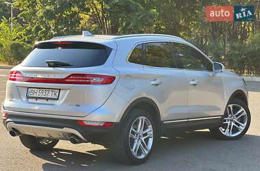 Внедорожник / Кроссовер Lincoln MKC 2015 в 