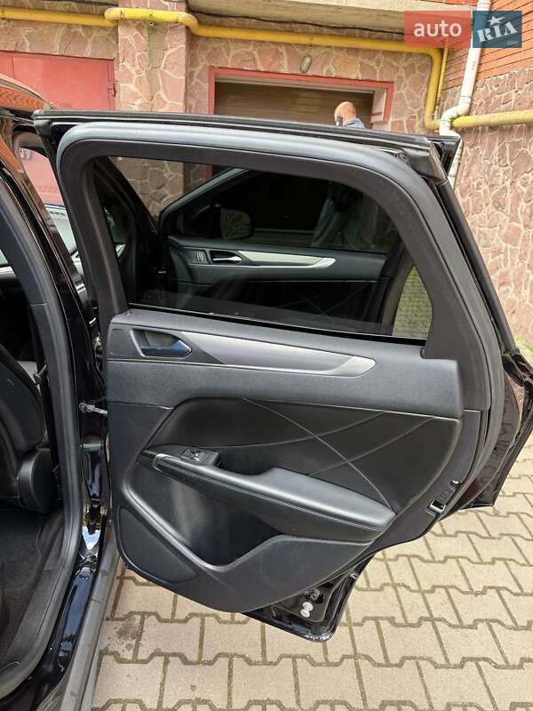 Внедорожник / Кроссовер Lincoln MKC 2018 в Ивано-Франковске