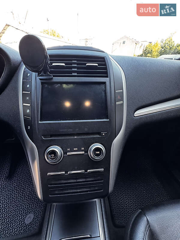 Внедорожник / Кроссовер Lincoln MKC 2015 в Черновцах