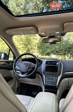 Внедорожник / Кроссовер Lincoln MKC 2014 в 