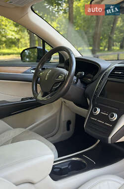 Внедорожник / Кроссовер Lincoln MKC 2014 в 