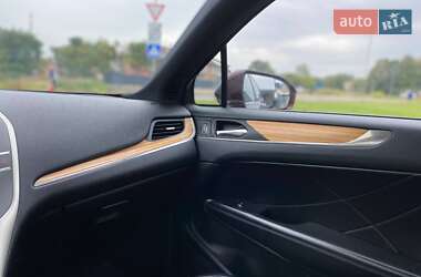 Внедорожник / Кроссовер Lincoln MKC 2015 в 