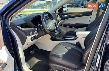 Внедорожник / Кроссовер Lincoln MKC 2014 в 