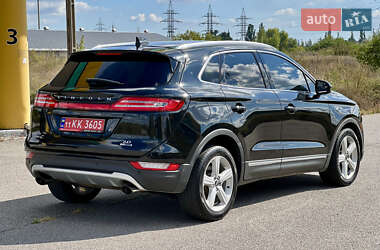 Внедорожник / Кроссовер Lincoln MKC 2015 в 