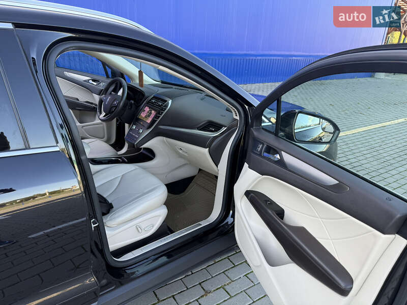 Внедорожник / Кроссовер Lincoln MKC 2019 в Нововолынске