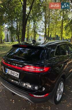 Внедорожник / Кроссовер Lincoln MKC 2015 в 
