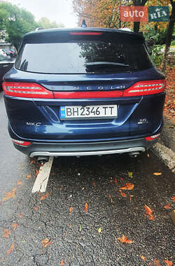 Внедорожник / Кроссовер Lincoln MKC 2015 в 