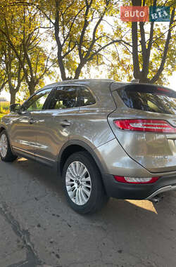 Внедорожник / Кроссовер Lincoln MKC 2016 в 