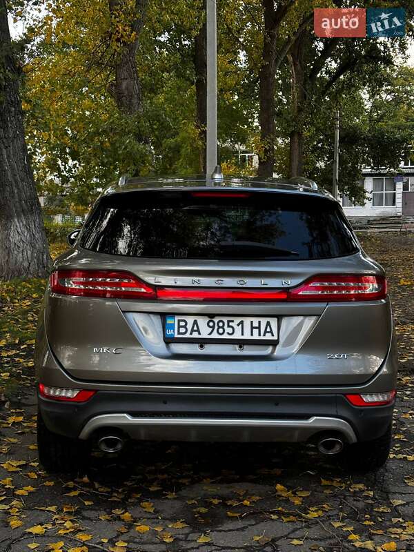 Позашляховик / Кросовер Lincoln MKC 2017 в Олександрії