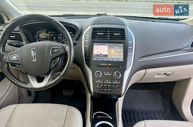 Внедорожник / Кроссовер Lincoln MKC 2018 в 