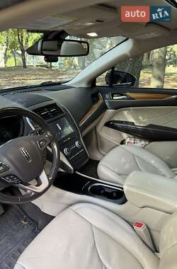 Внедорожник / Кроссовер Lincoln MKC 2018 в 