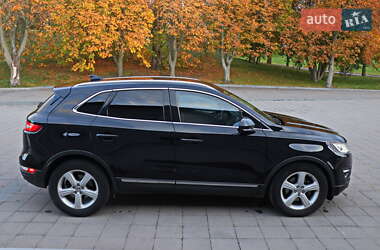 Внедорожник / Кроссовер Lincoln MKC 2017 в 