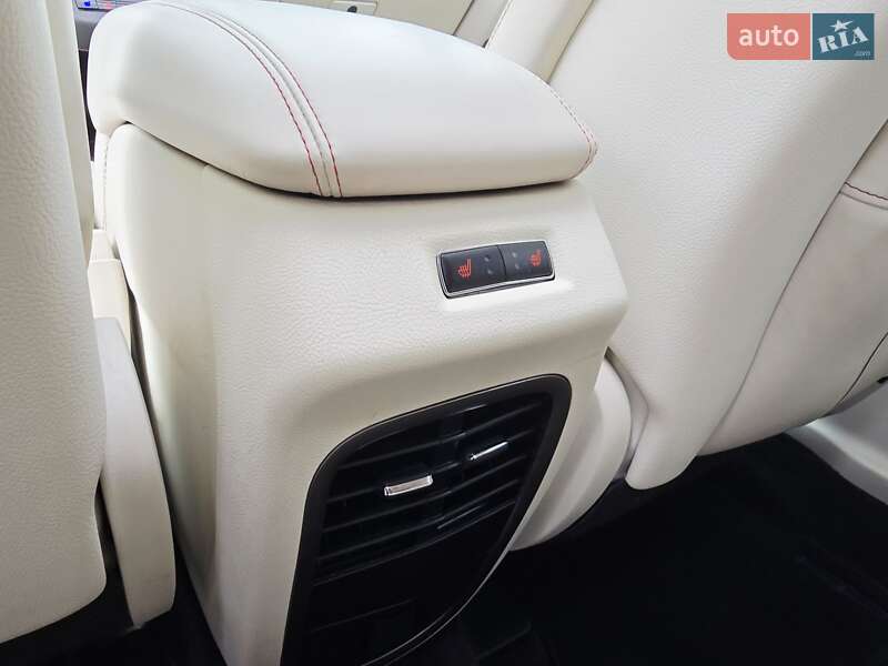 Позашляховик / Кросовер Lincoln MKC 2014 в Києві