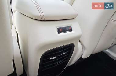 Внедорожник / Кроссовер Lincoln MKC 2014 в 