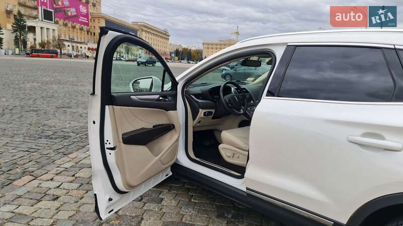 Внедорожник / Кроссовер Lincoln MKC 2018 в Киеве