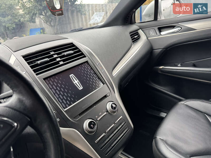 Внедорожник / Кроссовер Lincoln MKC 2015 в Полтаве