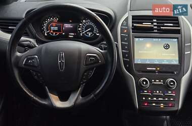 Внедорожник / Кроссовер Lincoln MKC 2015 в 