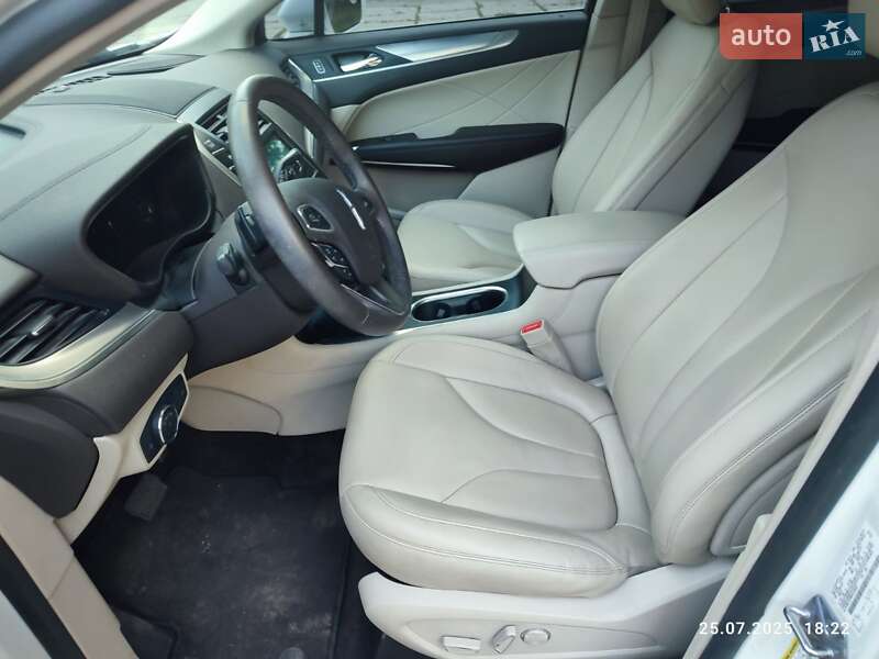Внедорожник / Кроссовер Lincoln MKC 2019 в Харькове фото 4 Внедорожник / Кроссовер Lincoln MKC 2019 в Харькове