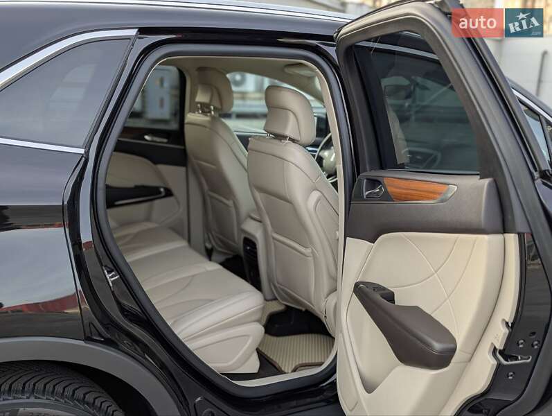 Позашляховик / Кросовер Lincoln MKC 2019 в Києві