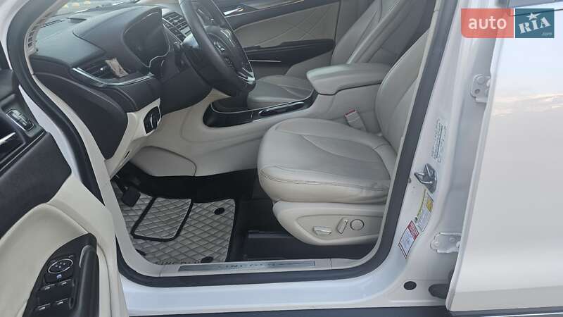 Внедорожник / Кроссовер Lincoln MKC 2017 в Одессе фото 12 Внедорожник / Кроссовер Lincoln MKC 2017 в Одессе