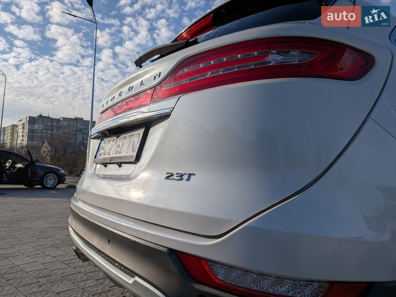 Позашляховик / Кросовер Lincoln MKC 2018 в Львові